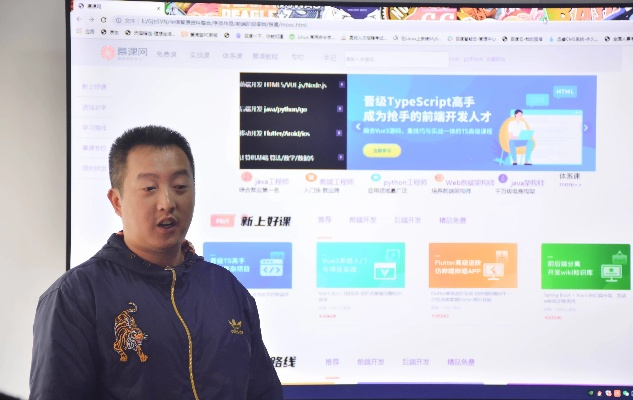 u聊最新版本，战略优化方案_FT_v3.889——知名付费软件的理想替代品